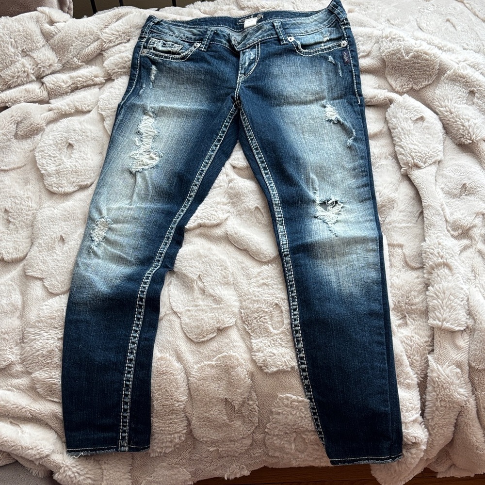 Buckle Women's Distressed Skinny Jeans - Dark Blue